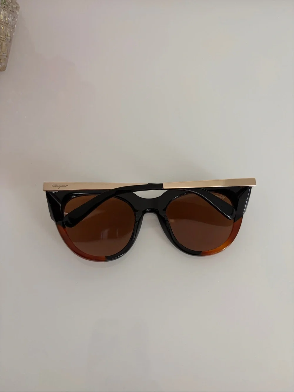 Salvatore Ferragamo Black and Brown Gradient Cat-Eye Sunglasses